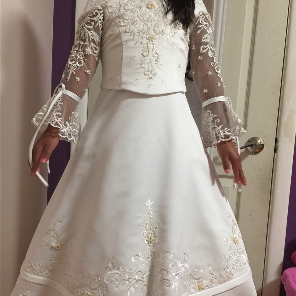 Girl’s white formal dress with tiered skirt